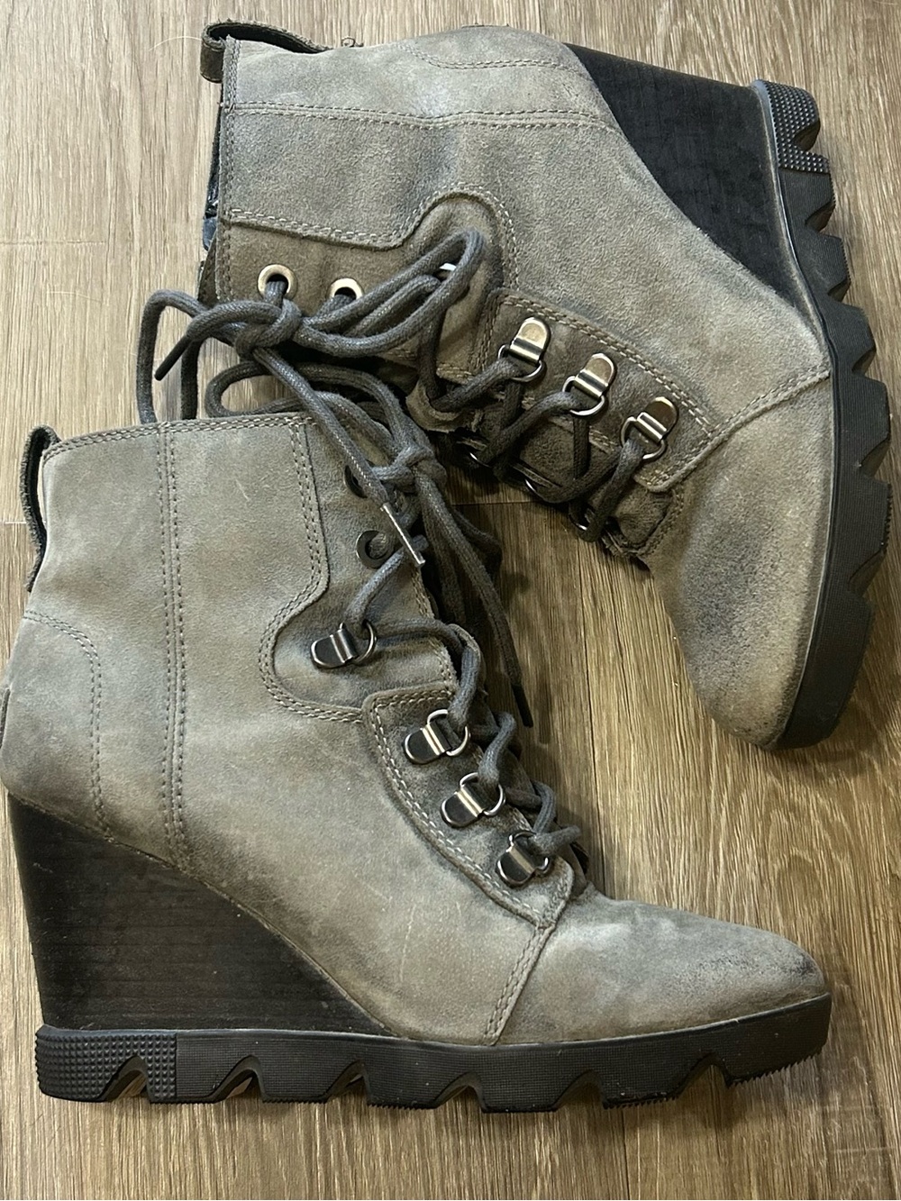 SOREL Joan Uptown Lace Waterproof Wedge Ankle Boots Gray Quarry Women's Size 6